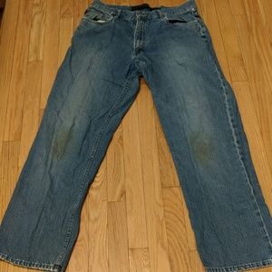 Reunion distressed jeans